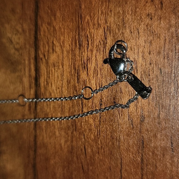 Light Pink Cubic Zerconia Necklace Silver Stainless Steel NEW With Tag Gift - Picture 4 of 4